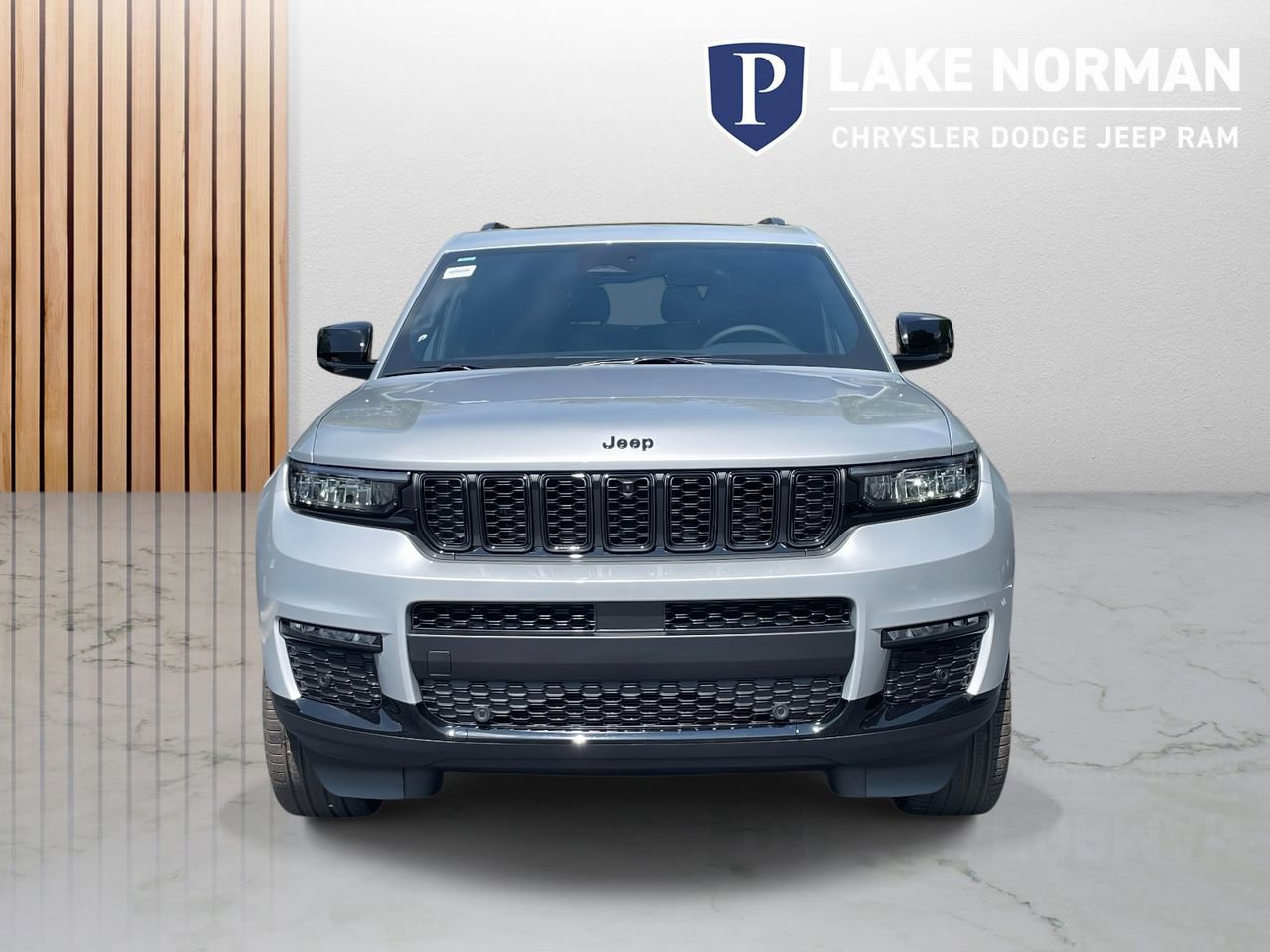 New 2025 Jeep Grand Cherokee L Limited w/ Luxury Tech Group II image 3