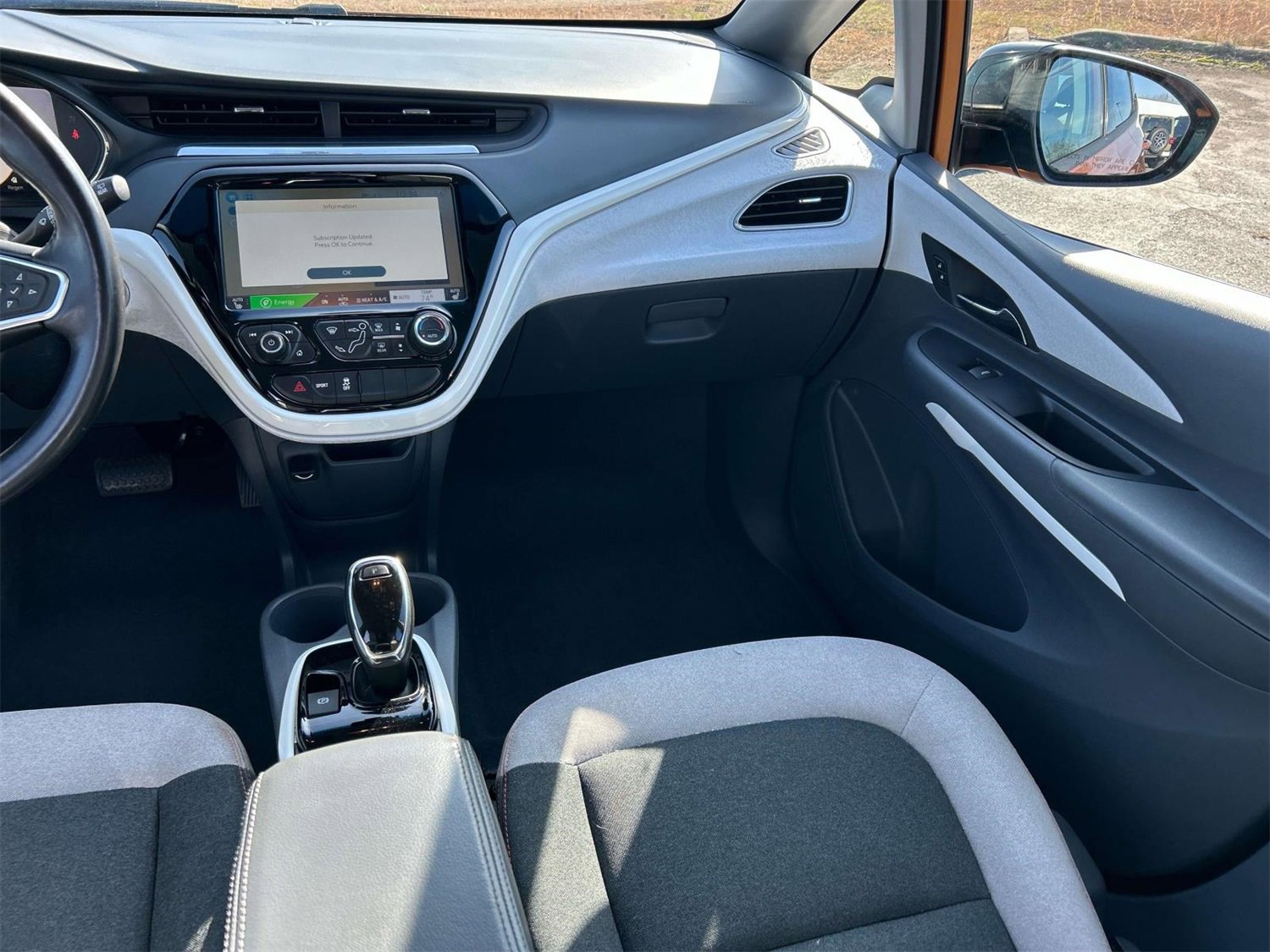 Used 2017 Chevrolet Bolt LT image 15