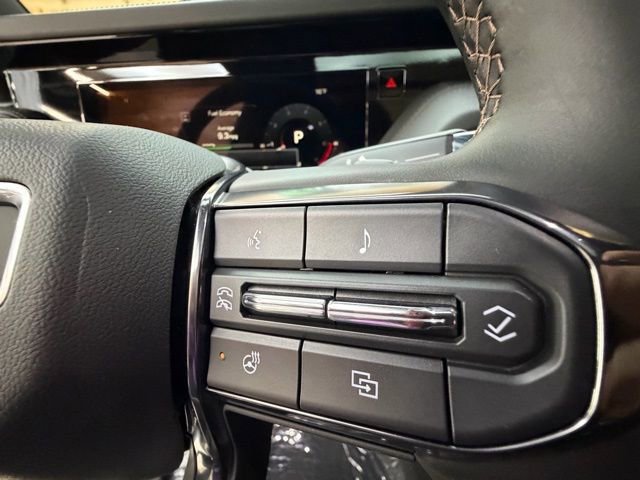 Used 2025 GMC Yukon AT4 image 26