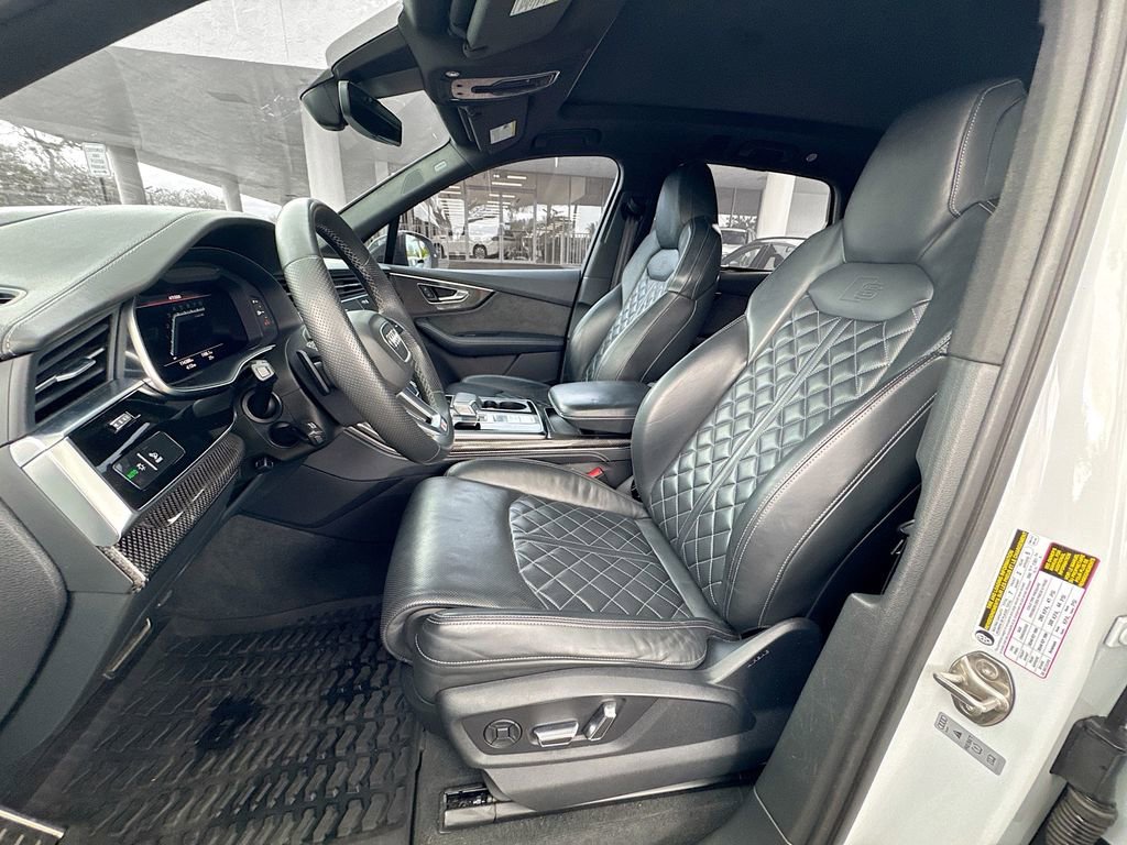 Used 2022 Audi SQ7 Prestige w/ Prestige Package image 23