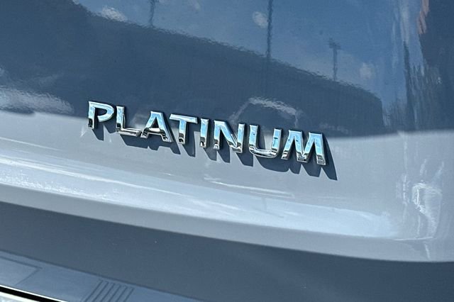 Used 2023 Nissan Rogue Platinum w/ Platinum Premium Package image 27