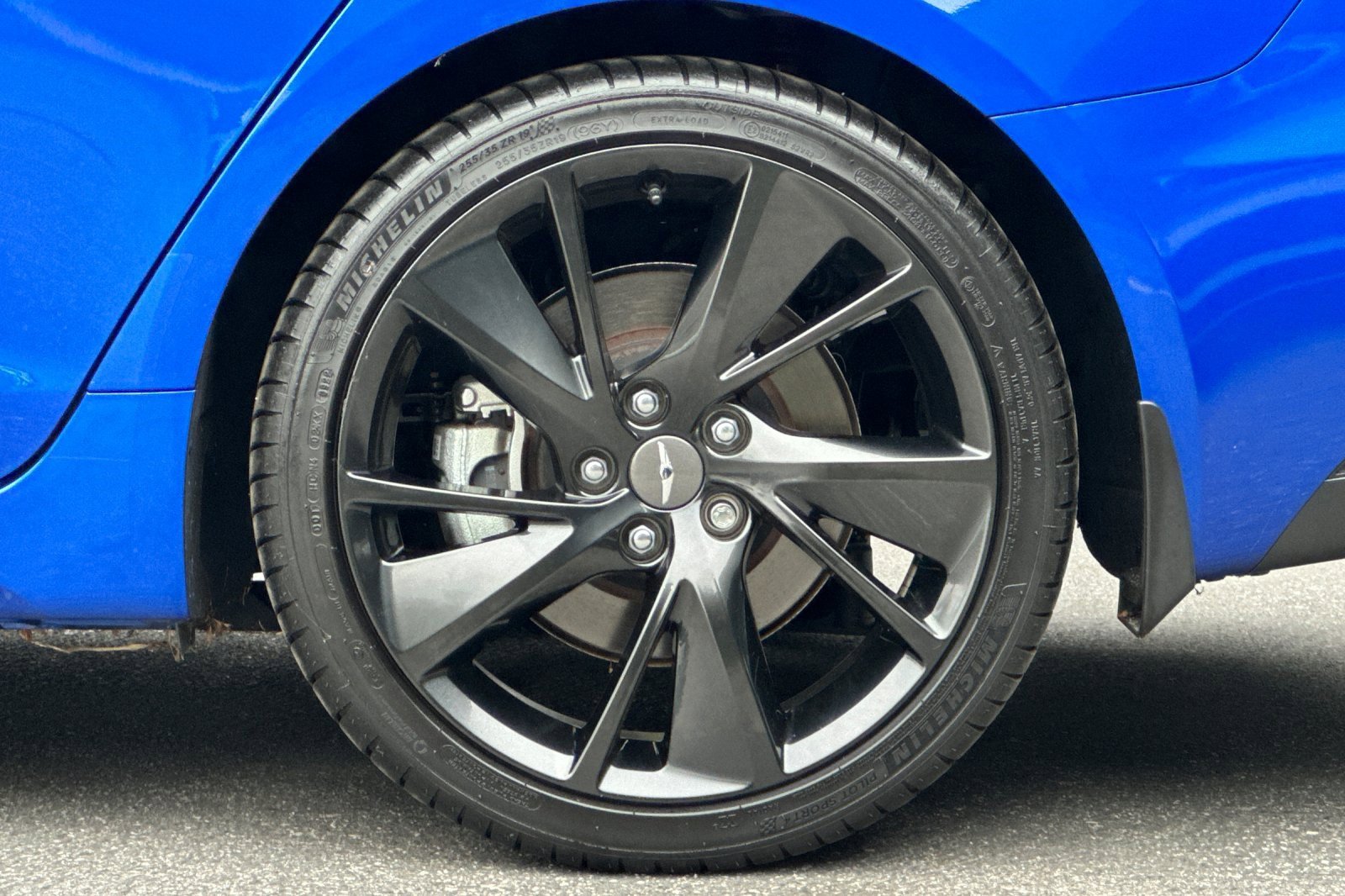 Used 2023 Genesis G70 2.0T w/ Sport Prestige Package image 26