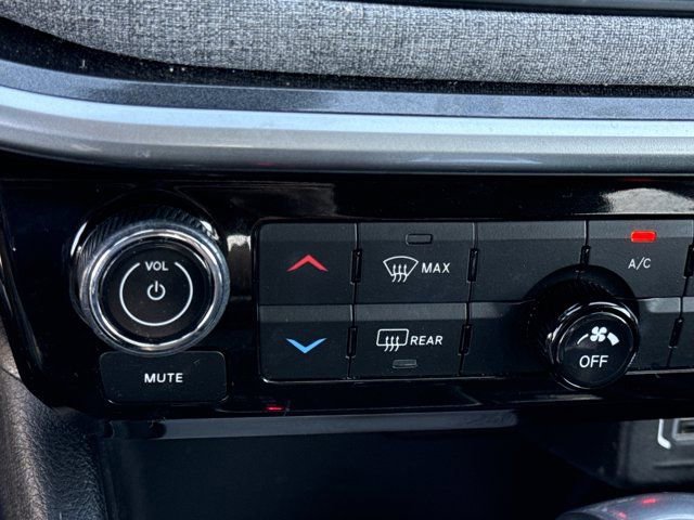 Used 2022 Jeep Compass Latitude image 23