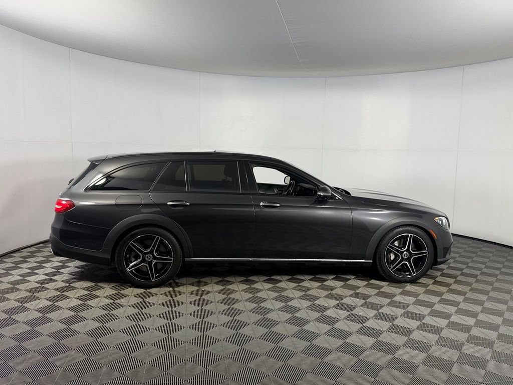 Used 2021 Mercedes-Benz E 450 4MATIC All-Terrain Wagon image 4