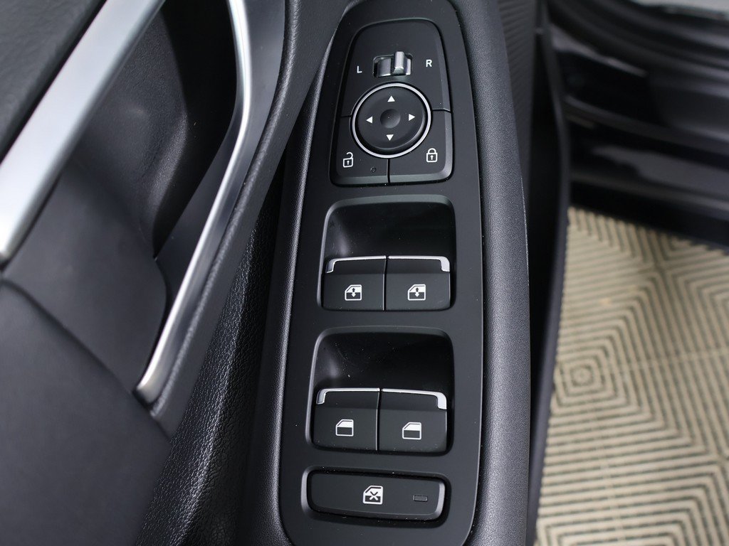 Certified 2026 Hyundai Sonata SEL AWD/4WD image 32
