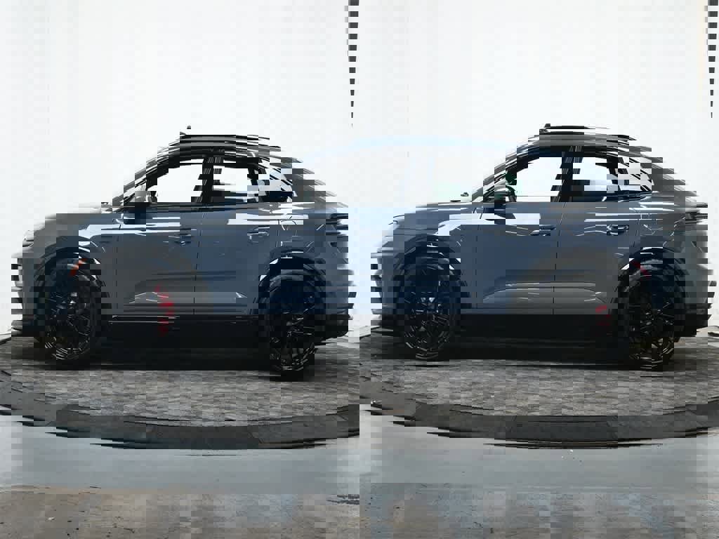New 2025 Porsche Macan Turbo Electric image 2