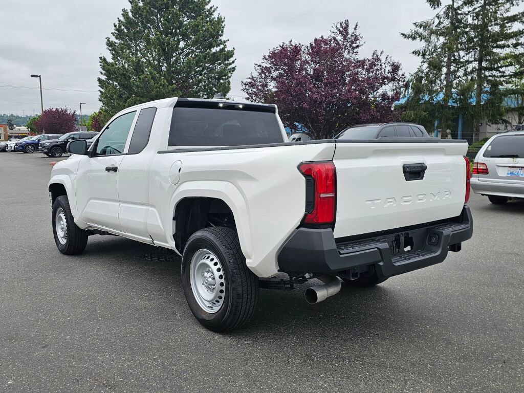 Used 2024 Toyota Tacoma SR RWD image 5