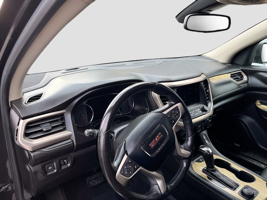 Used 2019 GMC Acadia Denali w/ Technology Package AWD/4WD image 9