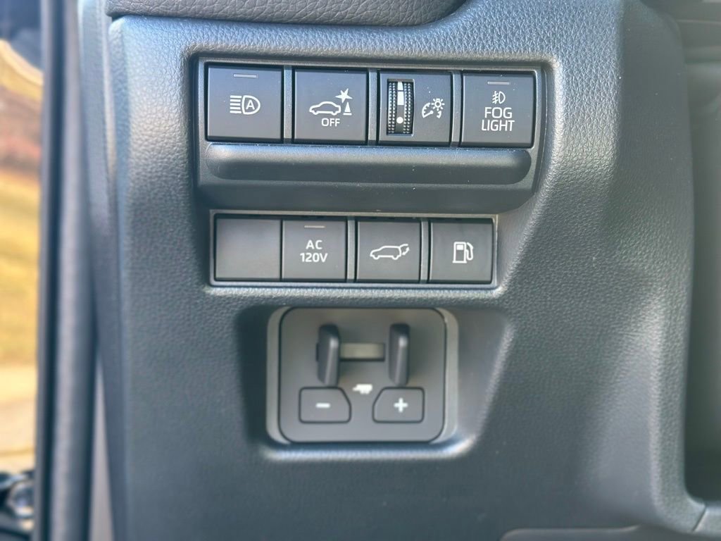 Used 2025 Toyota Land Cruiser w/ Premium Package image 31