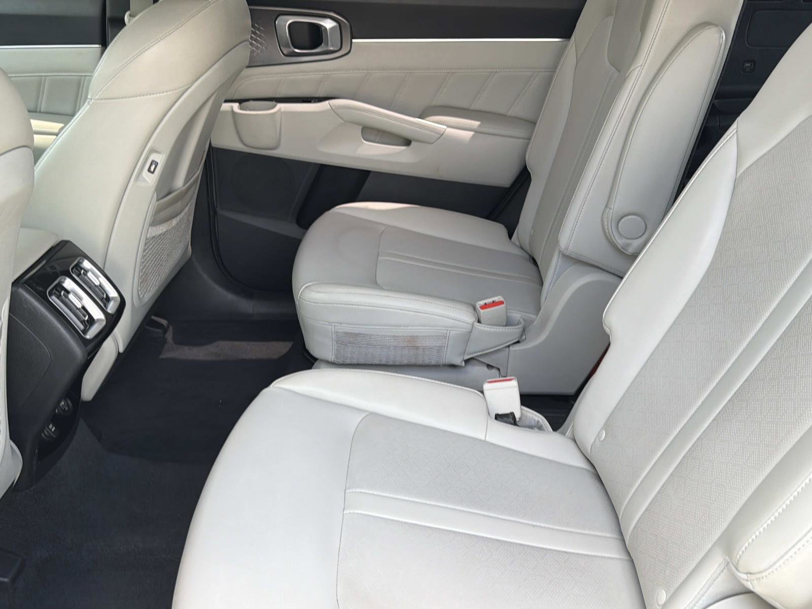 Used 2022 Kia Sorento SX AWD/4WD image 13
