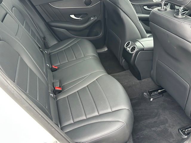 Used 2022 Mercedes-Benz GLC 300 4MATIC image 9