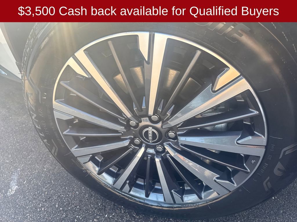 New 2026 Nissan Pathfinder Platinum image 38