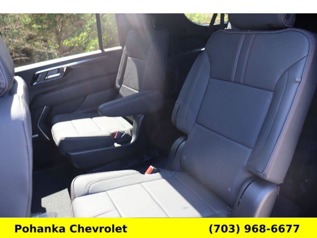 New 2026 Chevrolet Suburban RST image 28