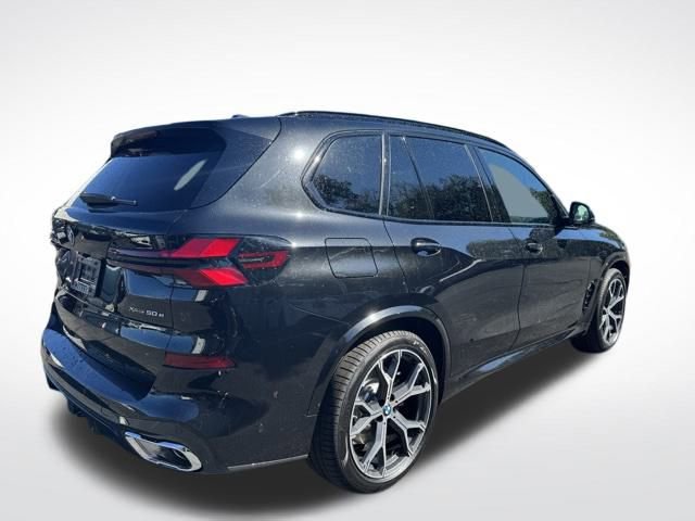 New 2026 BMW X5 xDrive50e w/ M Sport Package image 4