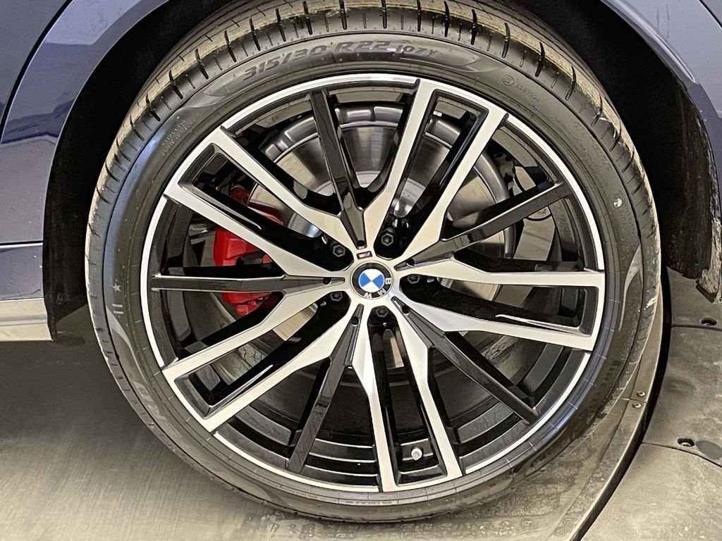 New 2026 BMW X6 M60i w/ Executive Package AWD/4WD image 12