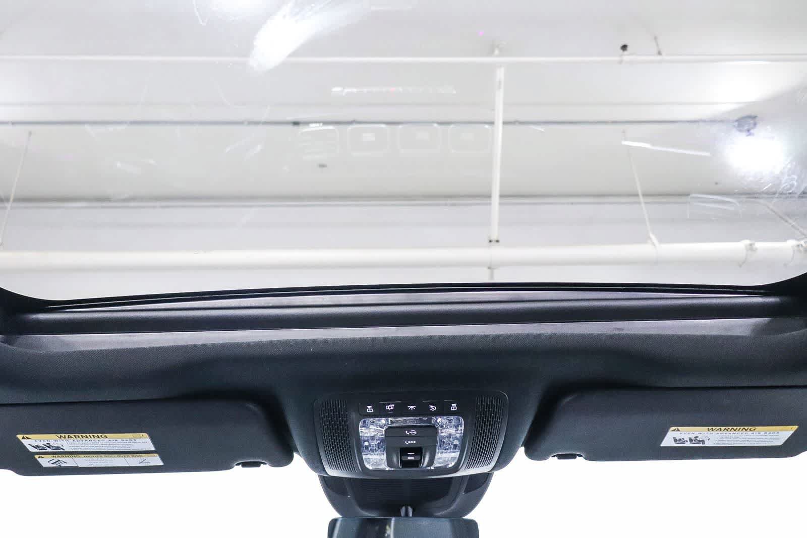 Used 2024 Mercedes-Benz GLE 350 4MATIC w/ 3rd Row Seat Package image 12