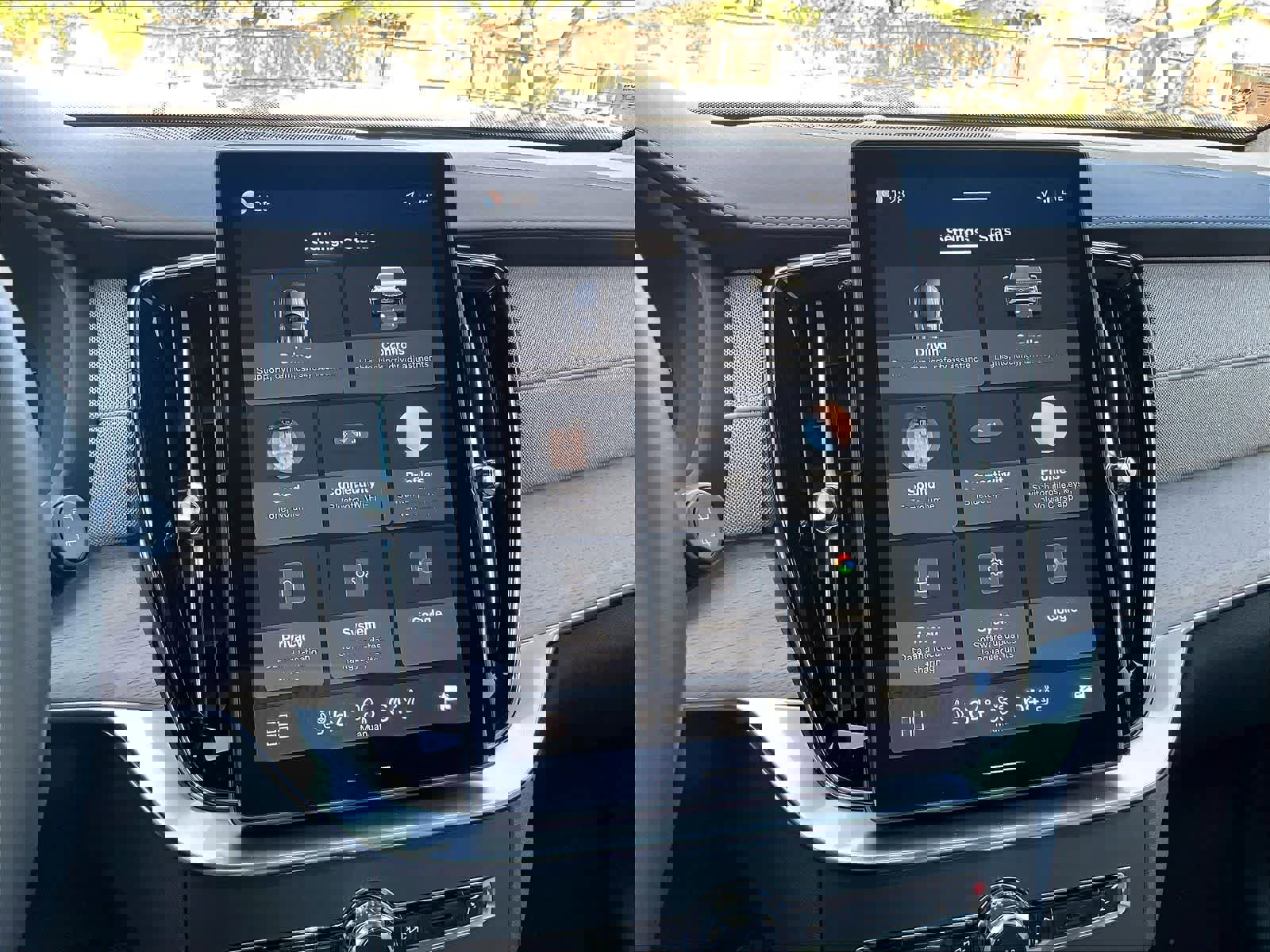 New 2026 Volvo XC90 B5 Plus w/ Protection Package image 22