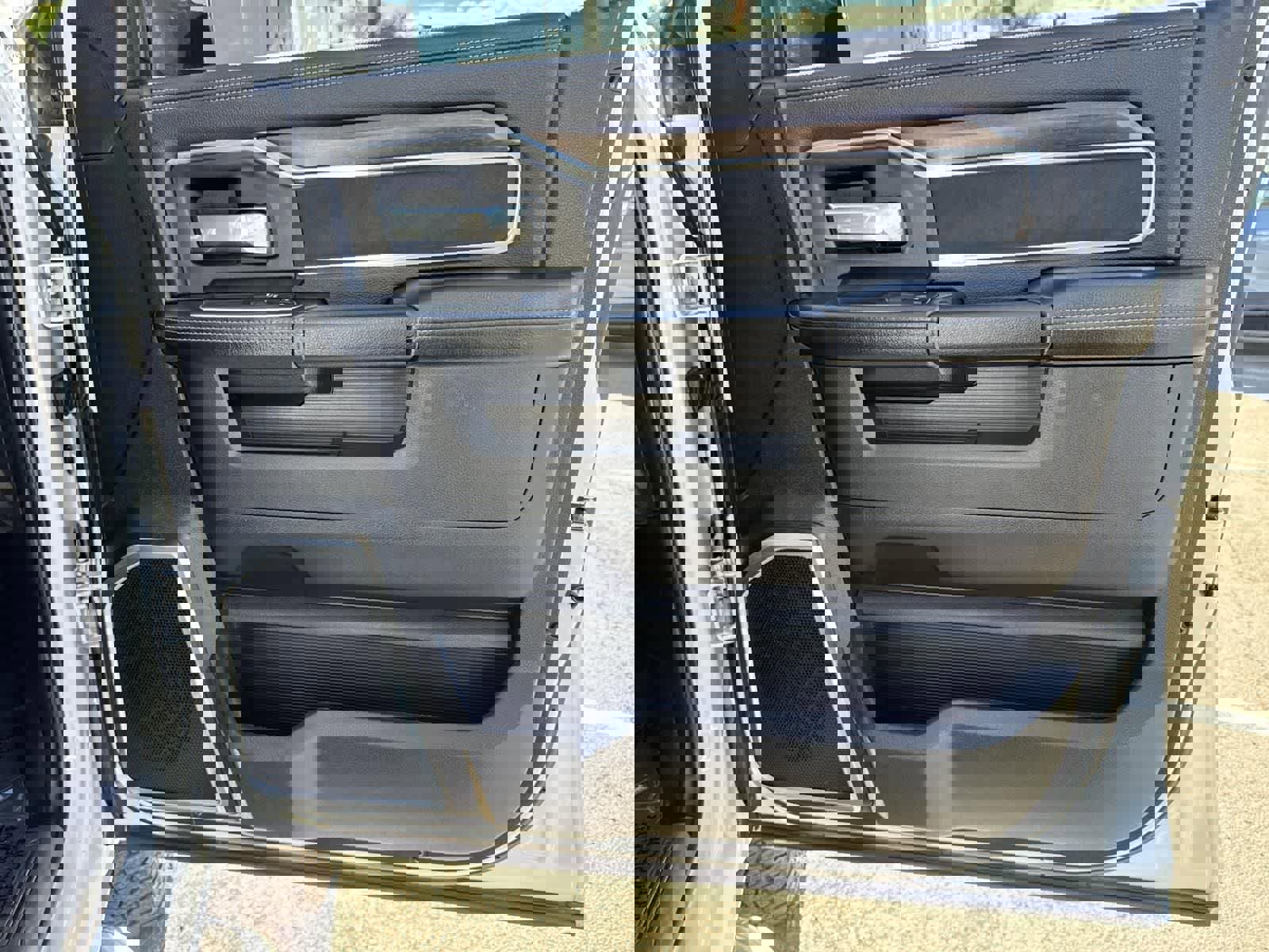 Used 2022 RAM 2500 Laramie image 38