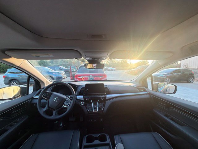 Certified 2026 Honda Odyssey Touring image 18