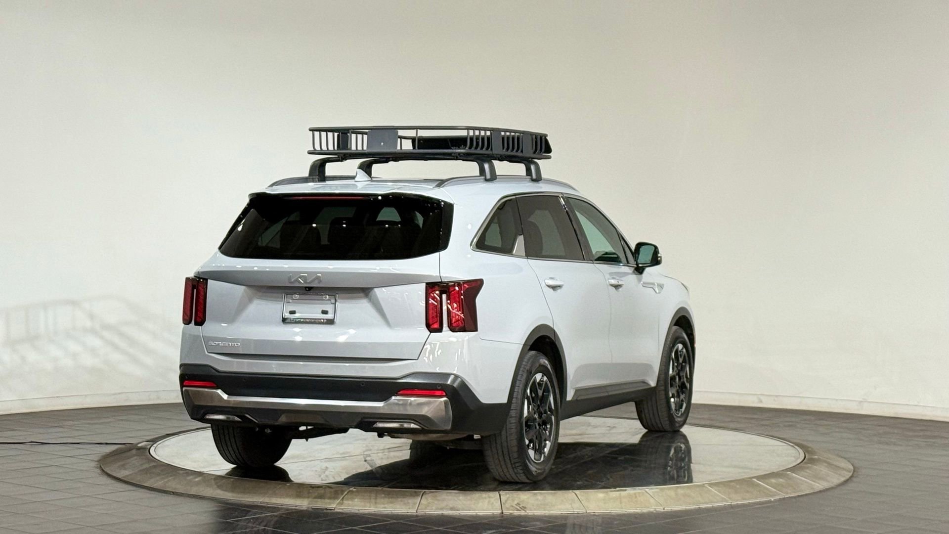 Used 2024 Kia Sorento S w/ Panoramic Sunroof Package image 10