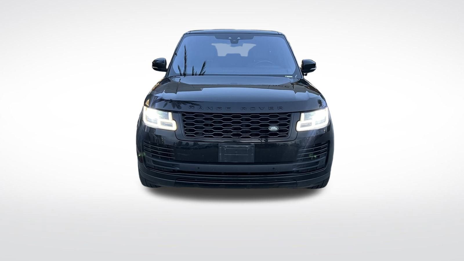 Used 2020 Land Rover Range Rover HSE image 3