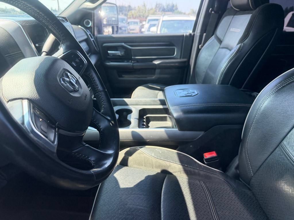 Used 2023 RAM 3500 Laramie AWD/4WD image 4