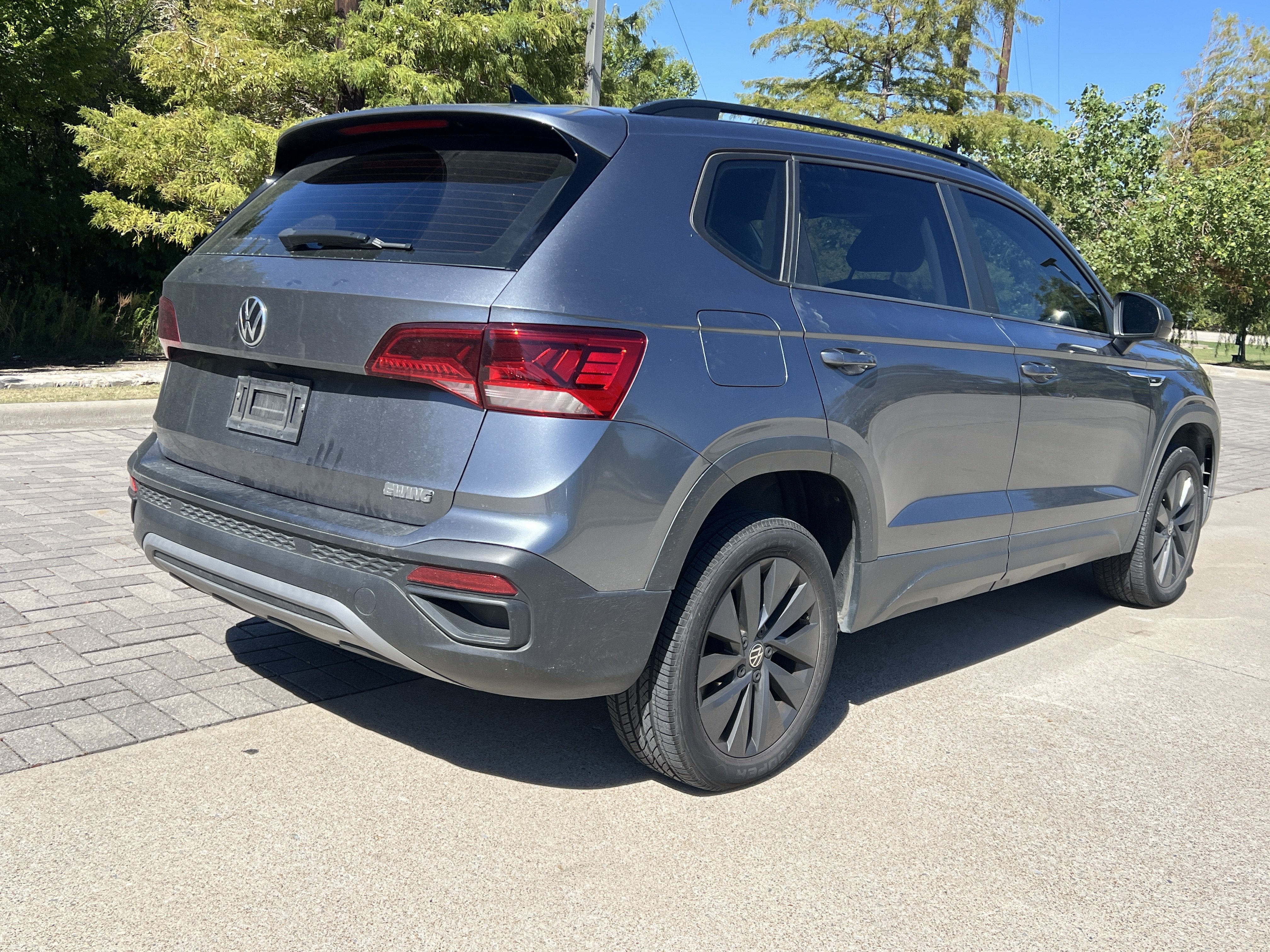 Used 2022 Volkswagen Taos S FWD image 9