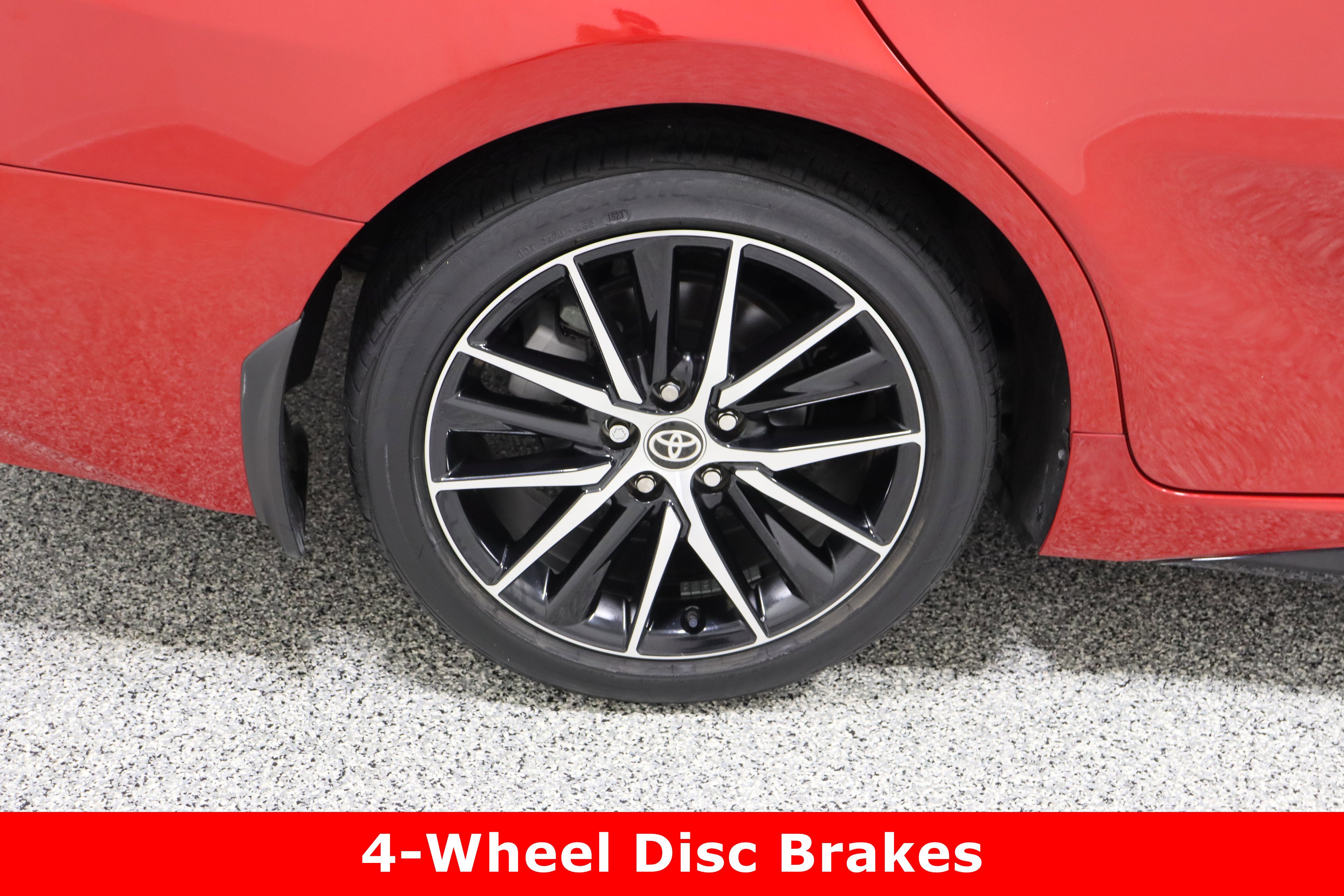 Certified 2023 Toyota Camry SE image 6