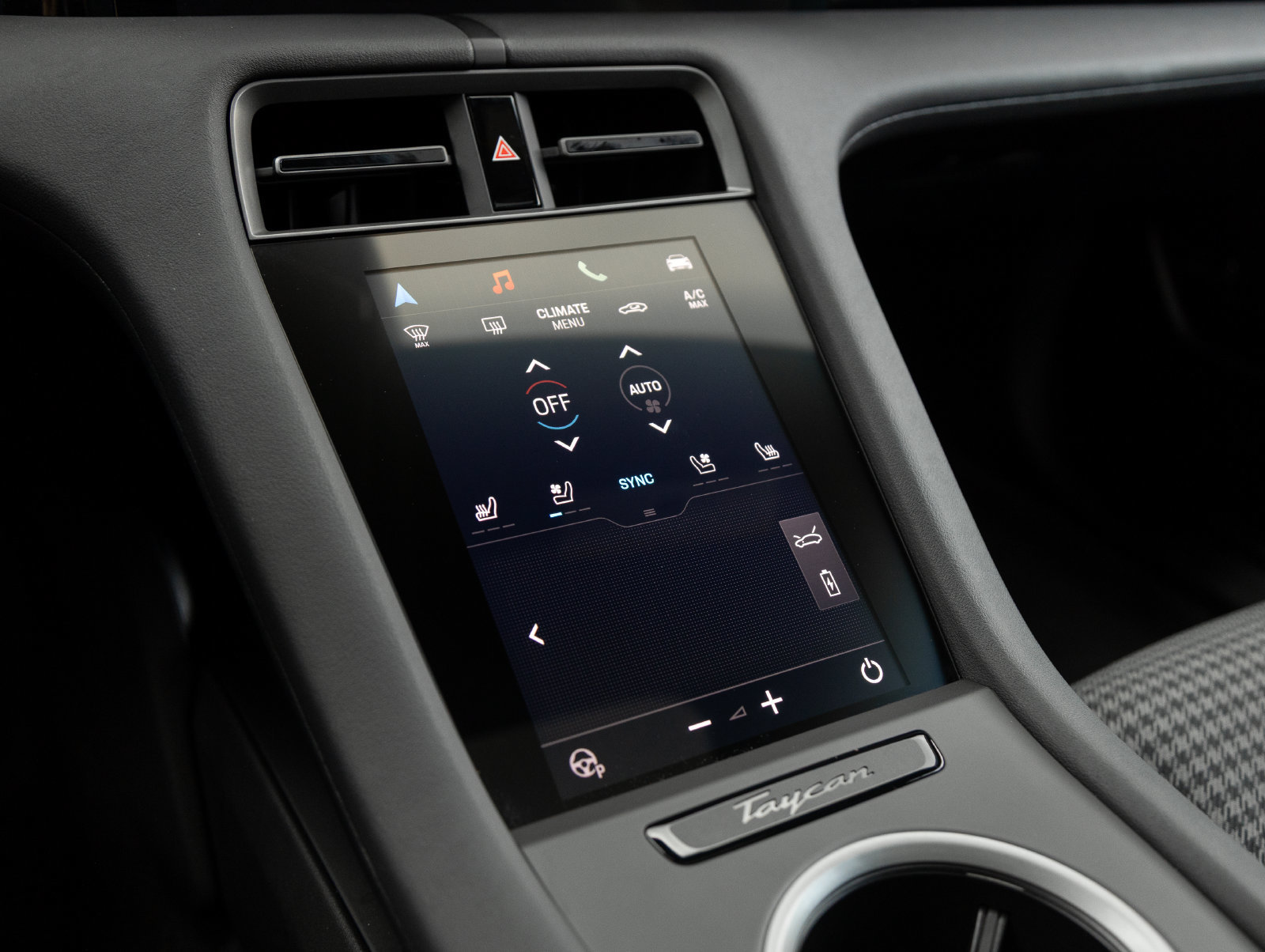 Certified 2025 Porsche Taycan AWD/4WD image 26