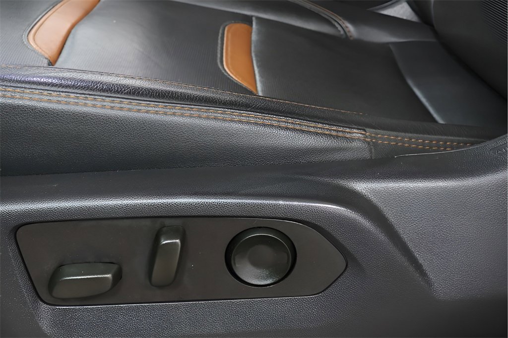 Used 2023 GMC Sierra 1500 AT4 w/ Technology Package image 19