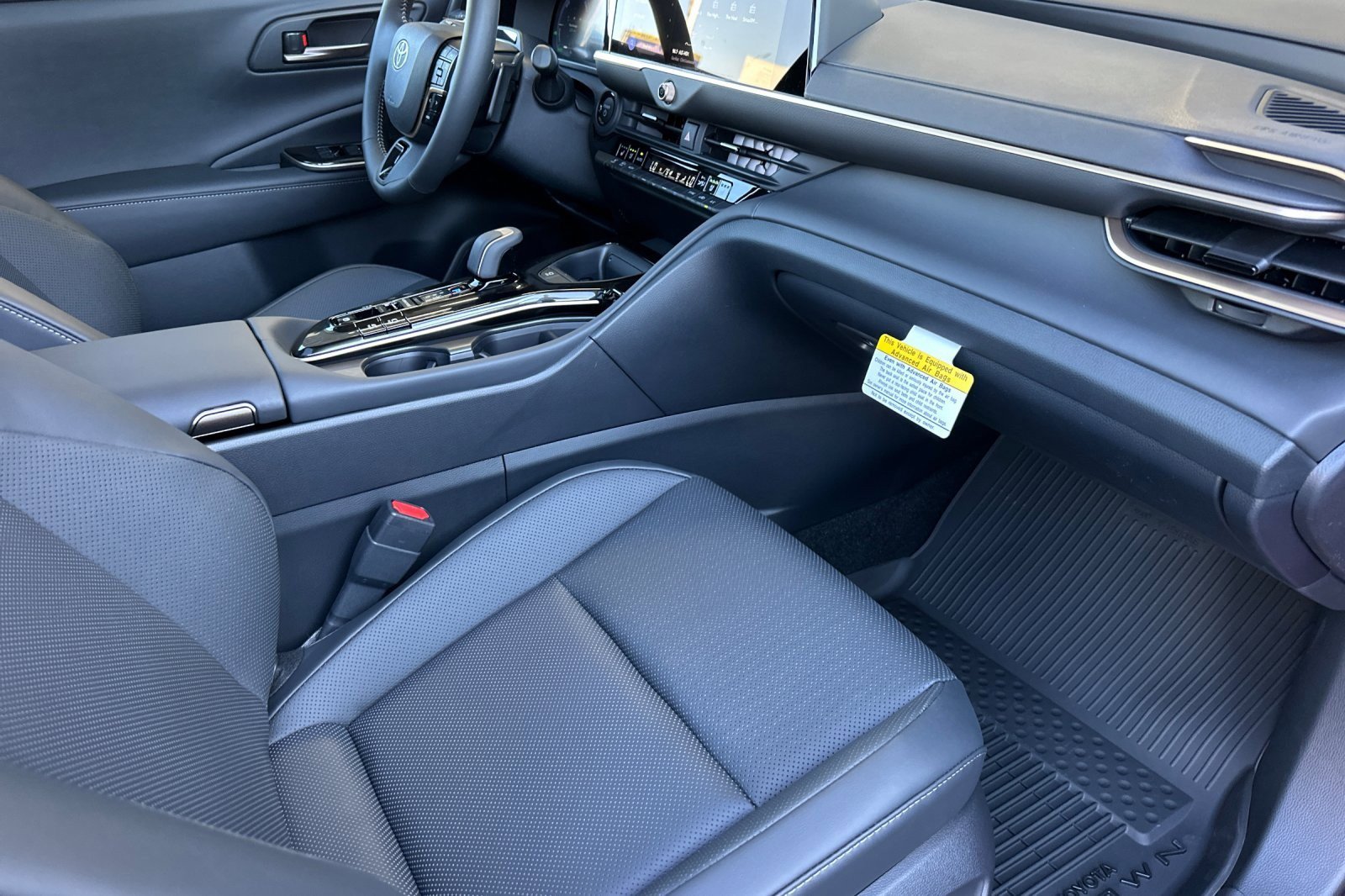 New 2025 Toyota Crown Signia image 15