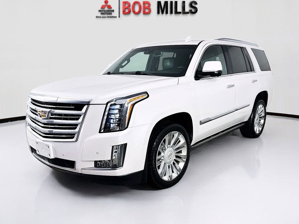 Used 2016 Cadillac Escalade Platinum image 3