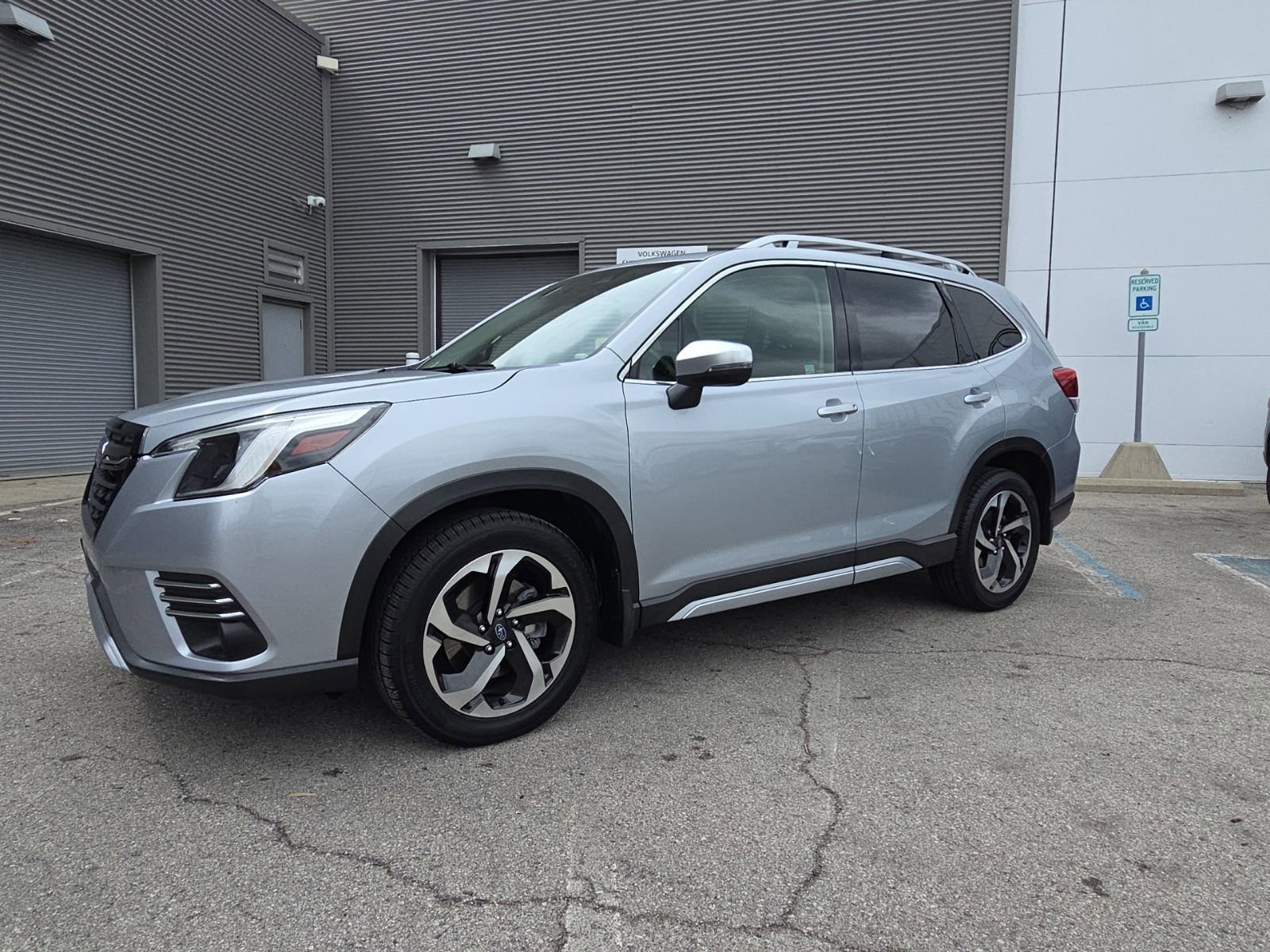 Used 2022 Subaru Forester Touring w/ Popular Package #2 image 8