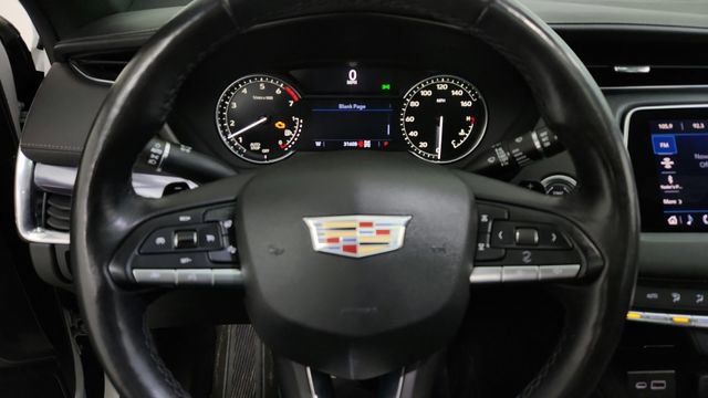 Certified 2023 Cadillac XT4 Luxury w/ Cold Weather Package image 15