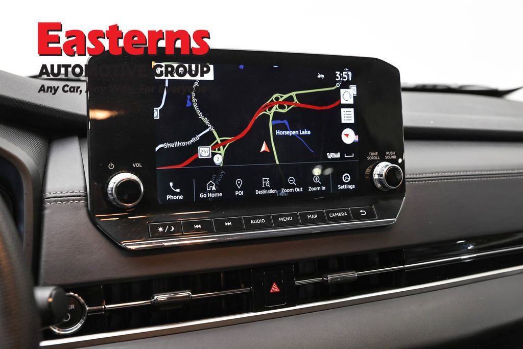 Used 2023 Mitsubishi Outlander SEL AWD/4WD image 18