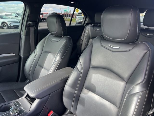 Used 2019 Cadillac XT4 Premium Luxury w/ Cold Weather Package image 17