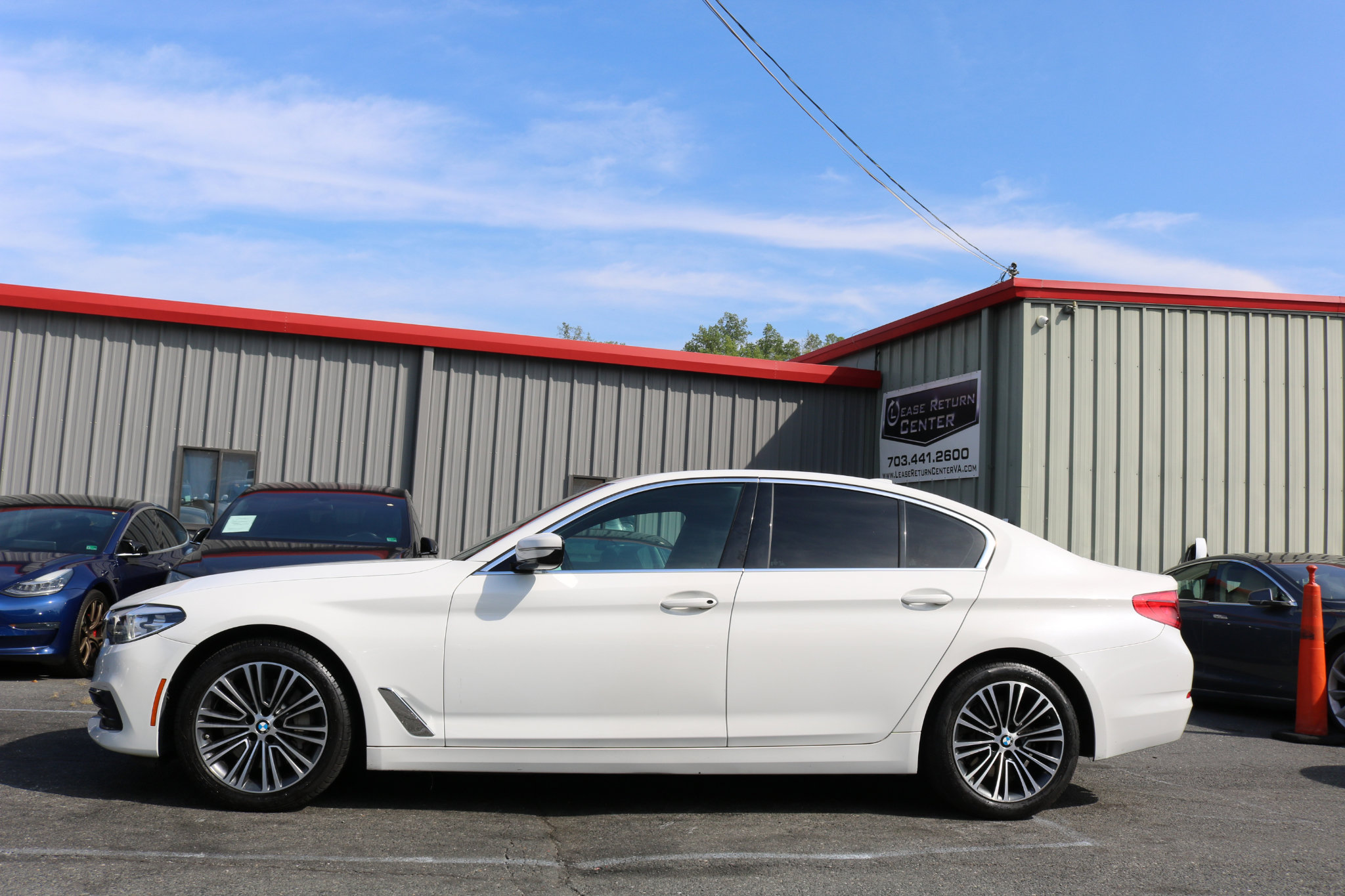 Used 2020 BMW 530i xDrive w/ Convenience Package AWD/4WD image 4