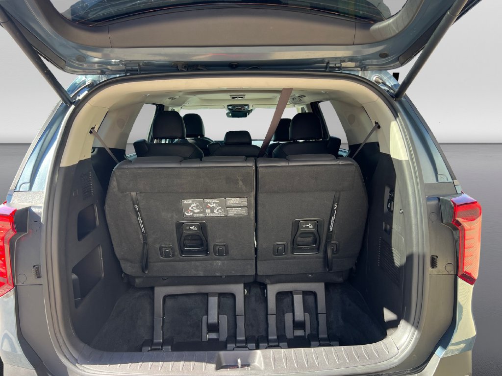 Used 2025 Kia Carnival SX Prestige FWD image 19