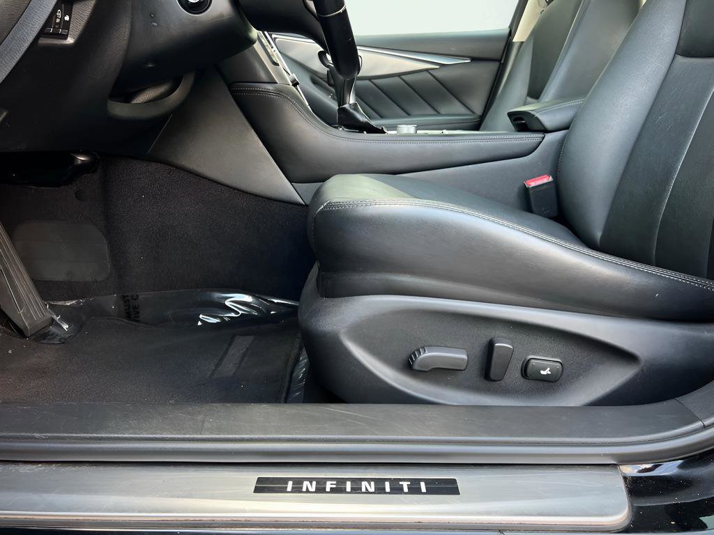 Used 2016 INFINITI Q50 Premium w/ 2.0T Premium Plus Package image 34