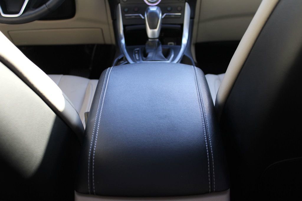 Used 2017 Ford Edge Titanium w/ Equipment Group 301A image 32