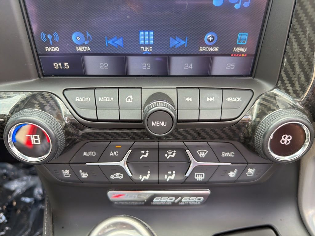 Used 2016 Chevrolet Corvette Z06 w/ 3LZ Preferred Equipment Group RWD image 25