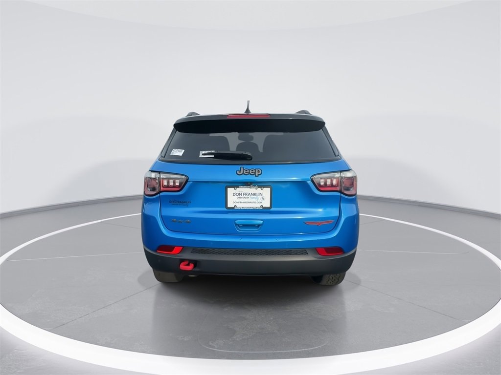 Used 2024 Jeep Compass Trailhawk image 7