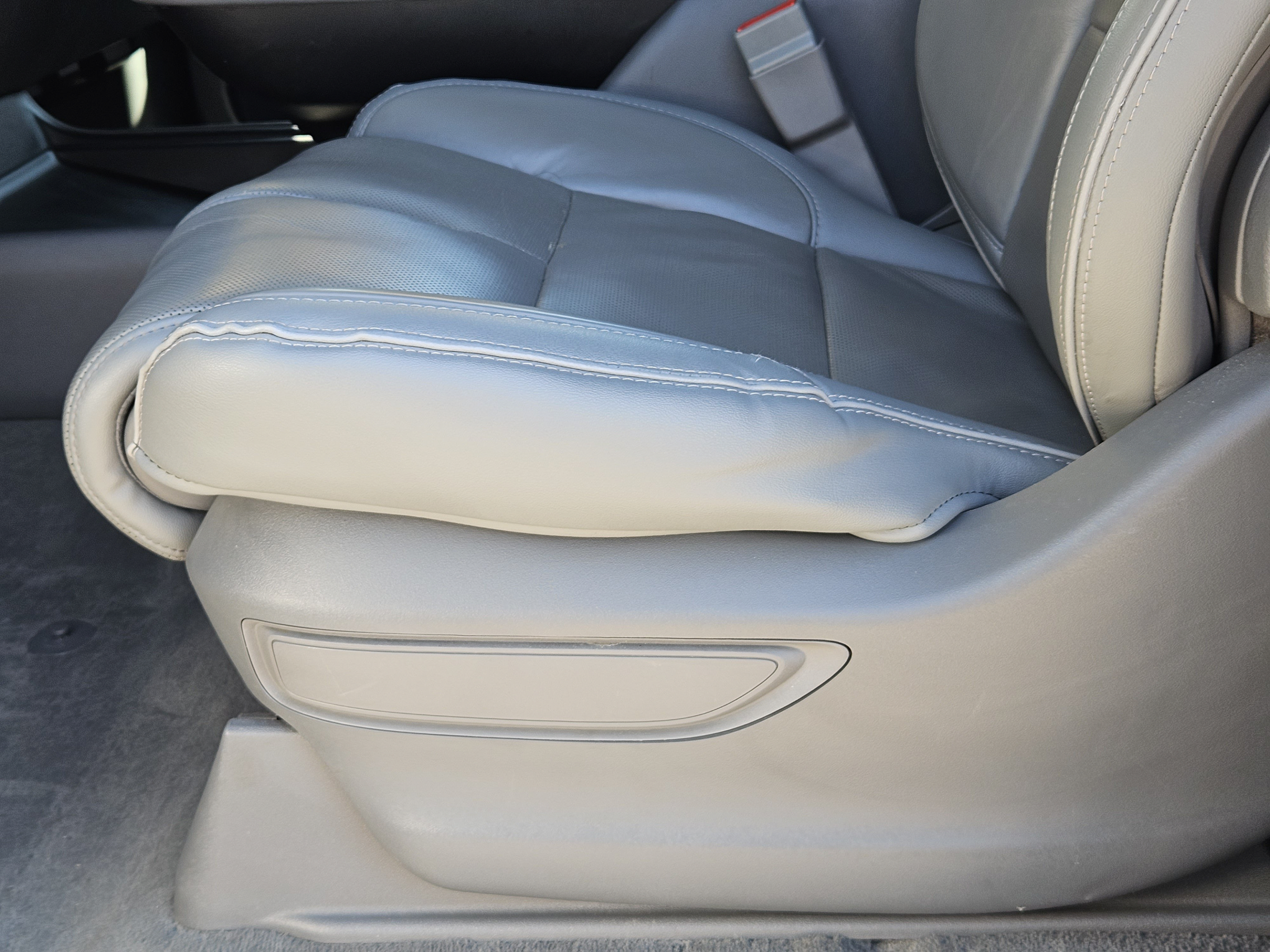 Used 2018 Lincoln Navigator Reserve AWD/4WD image 26