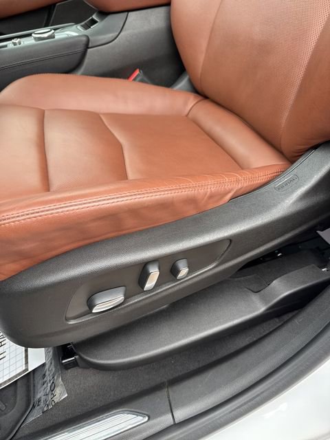 Used 2023 Cadillac XT5 Premium Luxury w/ Technology Package image 10