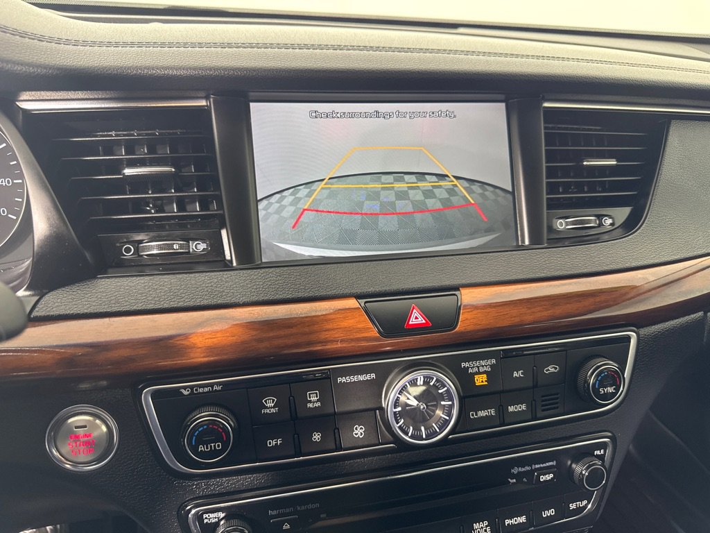 Used 2018 Kia Cadenza Technology image 20