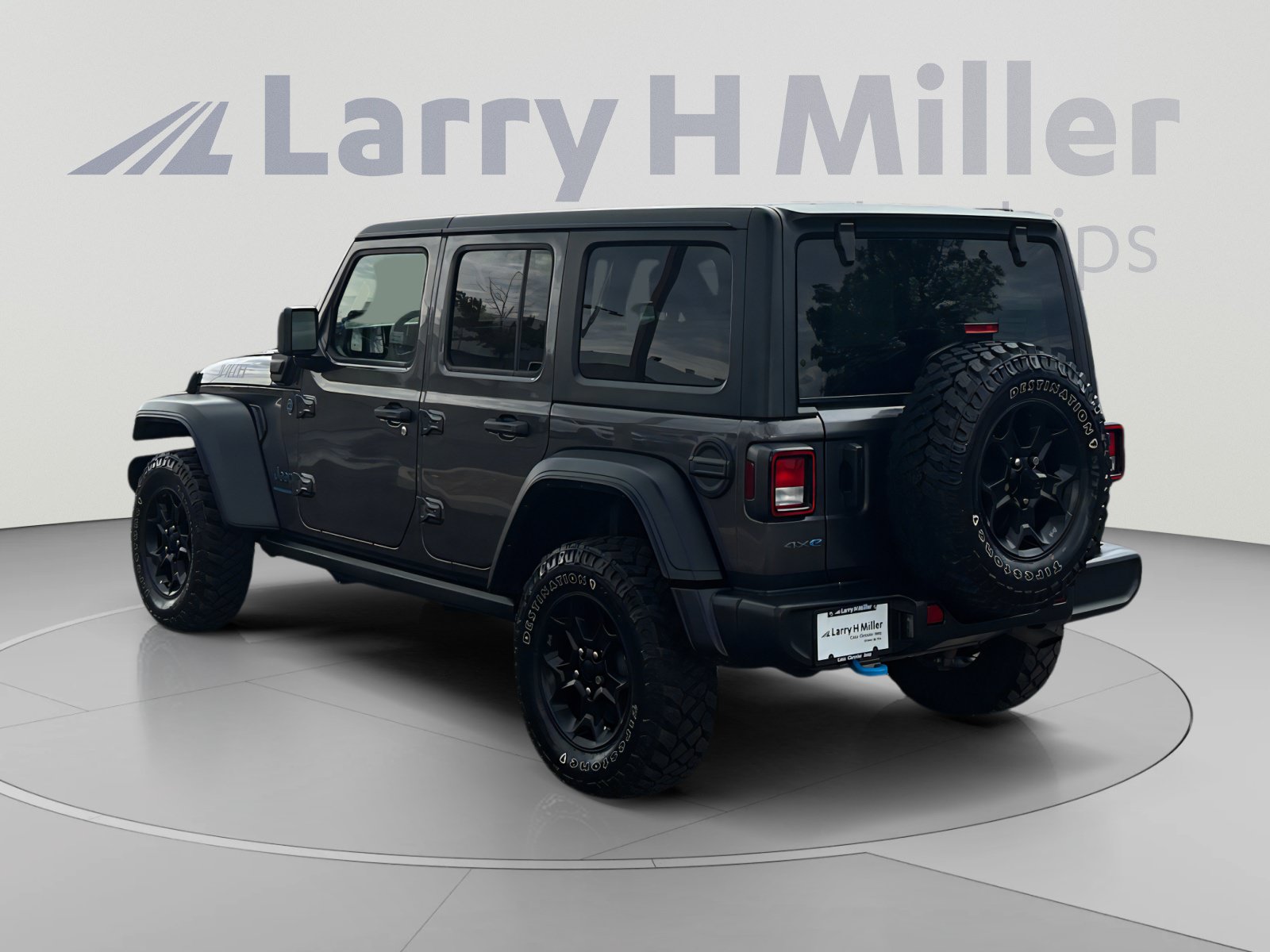 Used 2023 Jeep Wrangler Unlimited w/ 8.4" Radio Group AWD/4WD image 3