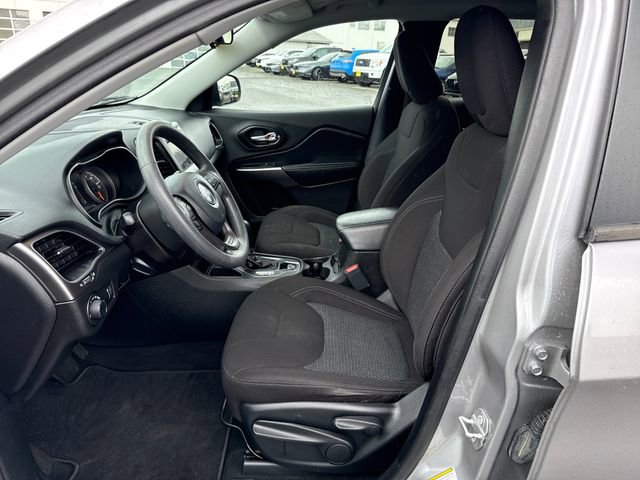 Used 2020 Jeep Cherokee Latitude image 20