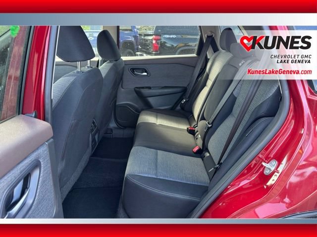 Used 2023 Nissan Rogue SV FWD image 12