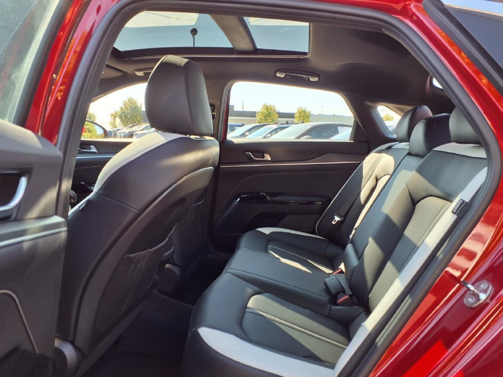 Used 2025 Kia K5 GT-Line w/ GT-Line Premium Package FWD image 25