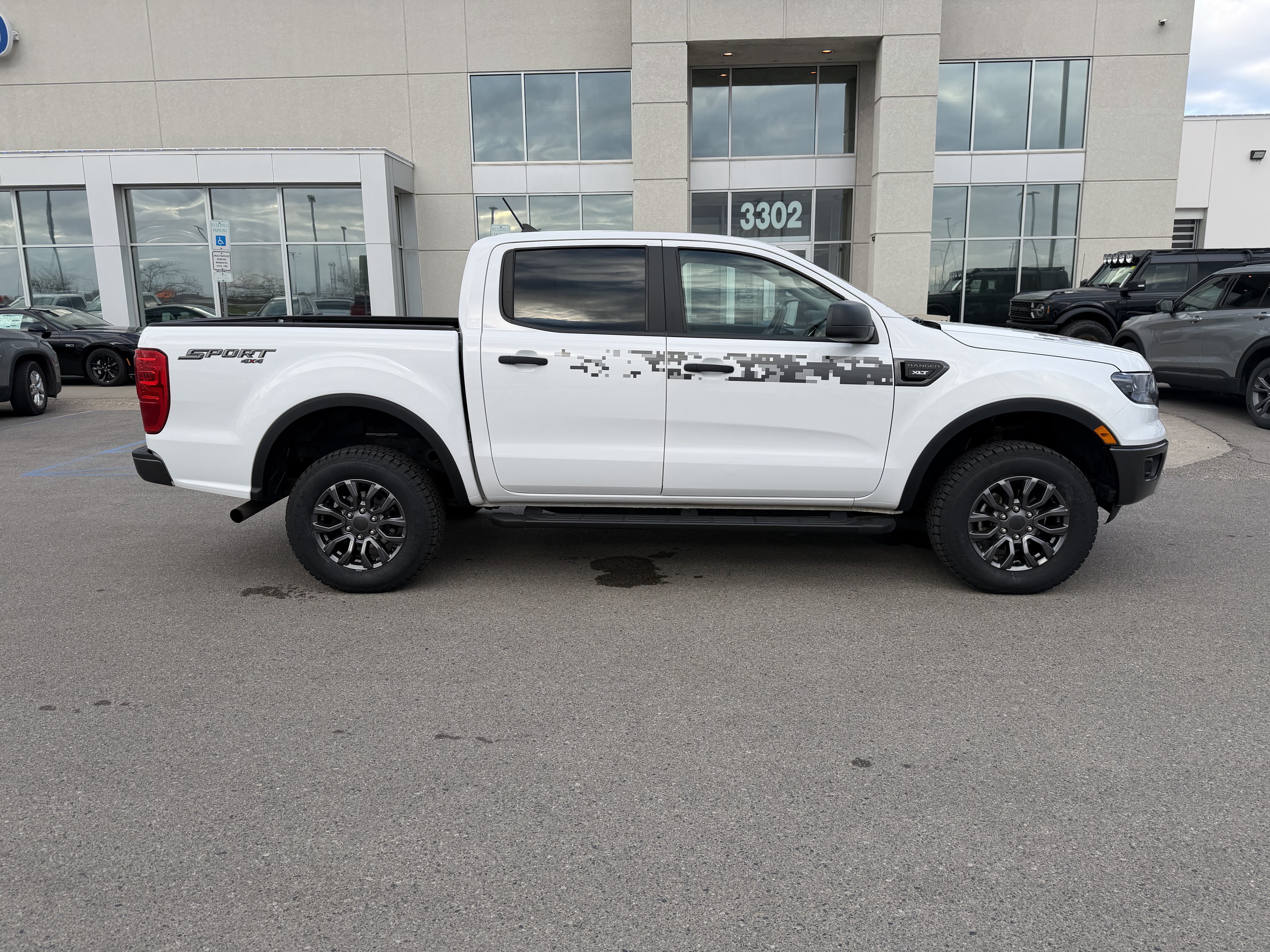 Certified 2022 Ford Ranger XLT w/ Equipment Group 301A Mid AWD/4WD image 9